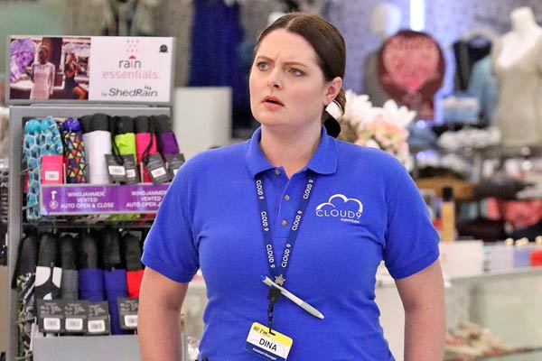 Dina em Superstore