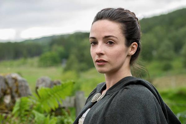 Jenny Fraser dans Outlander