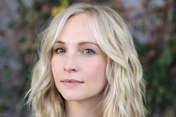 Caroline em The Vampire Diaries