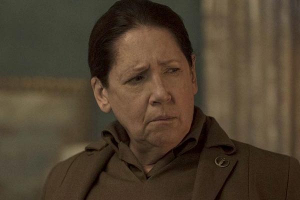 Aunt Lydia Clements aus The Handmaid's Tale