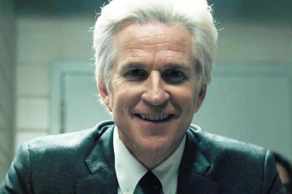 Martin Brenner dans Stranger Things