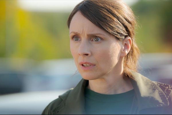 Anna em The Pact