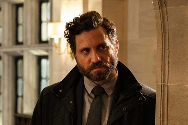 Detective Joe Mendoza aus The Undoing