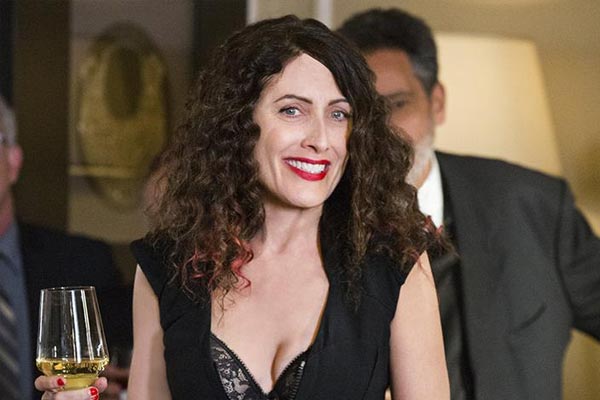 Phoebe em The Kominsky Method