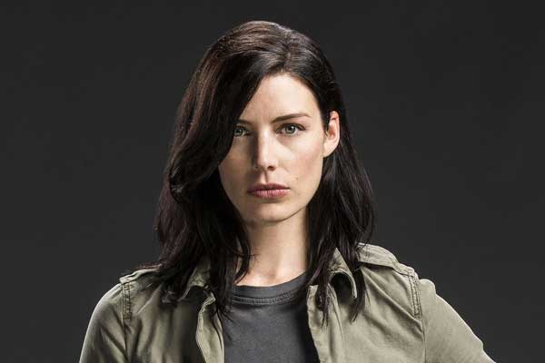 Mandy Ellis en SEAL Team