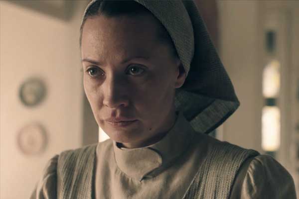 Beth em The Handmaid's Tale