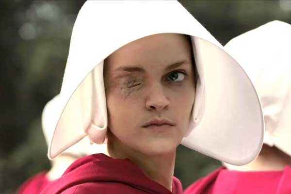 Janine Lindo em The Handmaid's Tale