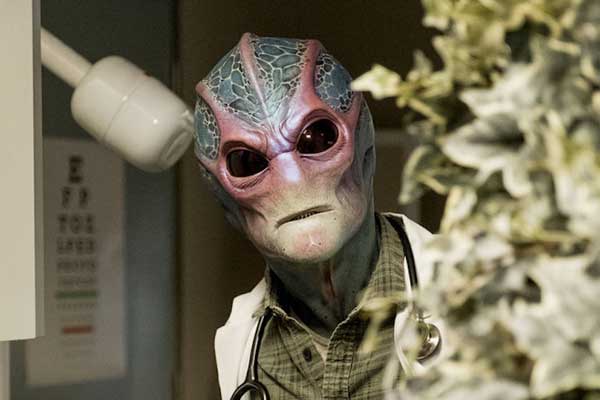 Alien Harry Double dans Resident Alien