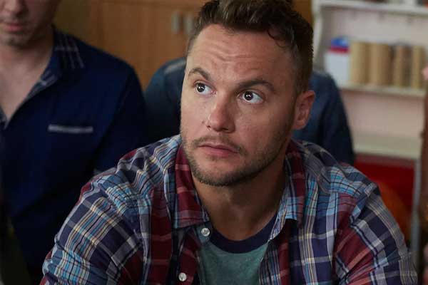 Ian Matthews em Workin' Moms
