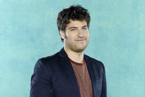 Max Blum em Happy Endings