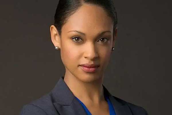 Nadine Memphis in Shooter