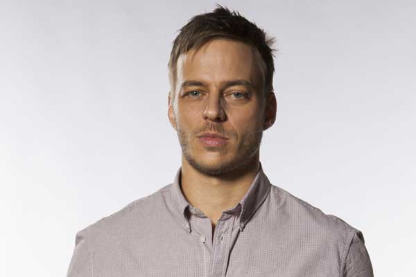 Sebastian Berger in Crossing Lines