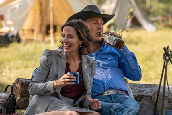 John & Governor Perry aus Yellowstone