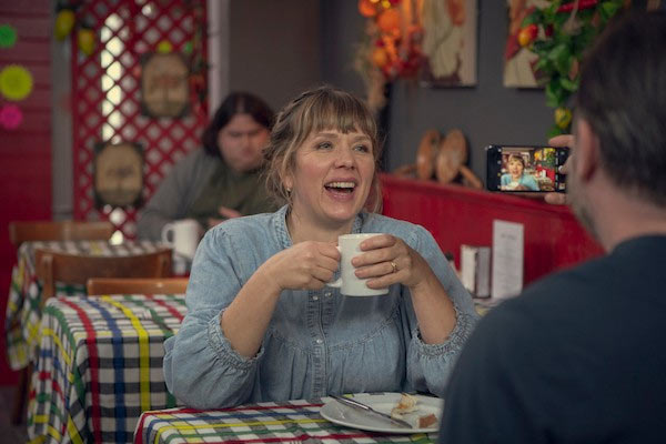 Lisa Johnson em After Life