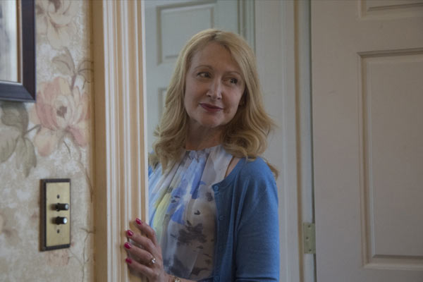 Adora Crellin dans Sharp Objects