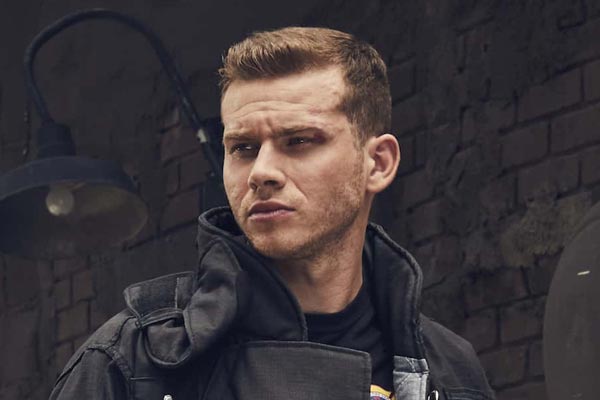 Evan ‘Buck’ Buckley en 9-1-1