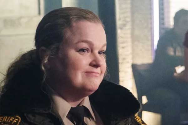 Deputy Liv Baker aus Resident Alien