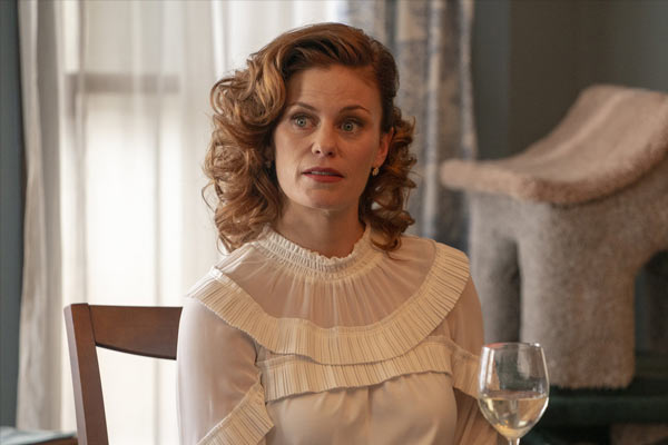 Amber Gemstone dans The Righteous Gemstones