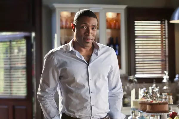 Lavon Hayes dans Hart of Dixie