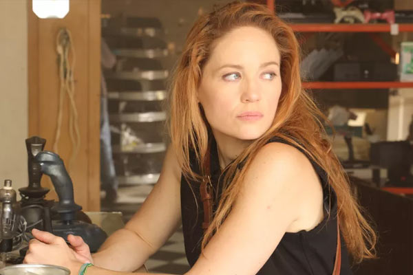 Angie dans Will Trent