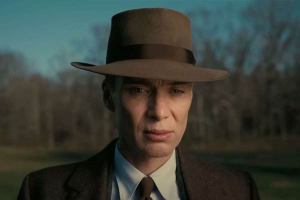 J. Robert Oppenheimer em Oppenheimer