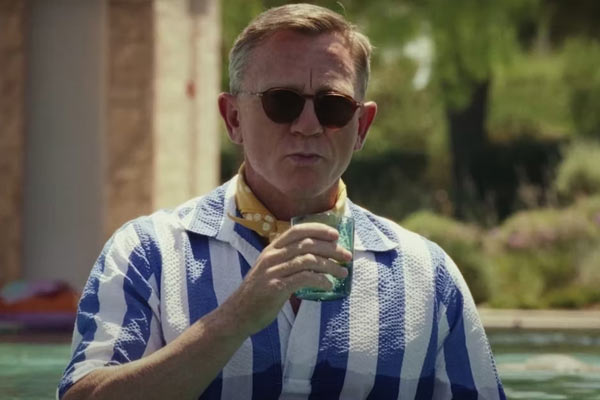 Benoit Blanc em Glass Onion