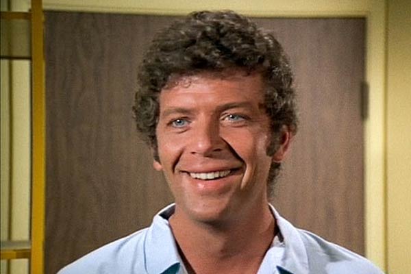 Mike Brady dans The Brady Bunch