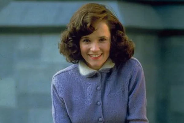 Lorraine Baines em Back to the Future