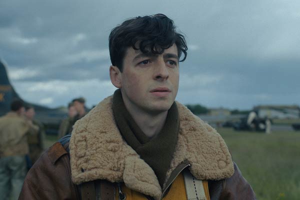 Major Harry Crosby in Masters of the Air