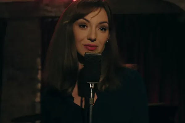 Marguerite Devereaux aus Monsieur Spade