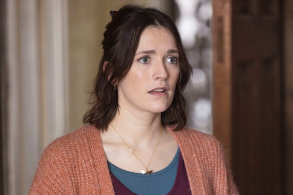 Alison Cooper en Ghosts