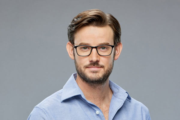 Elliot Augustine em The Way Home