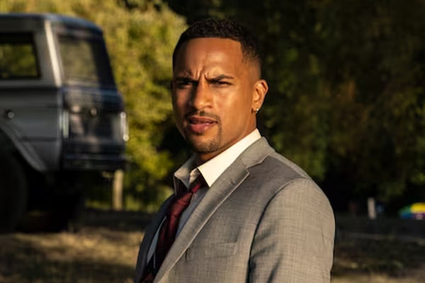 Detective Simmons aus Wild Cards