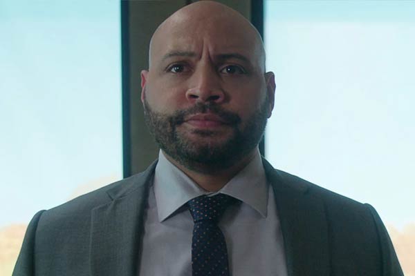 Lester Kitchens en The Recruit