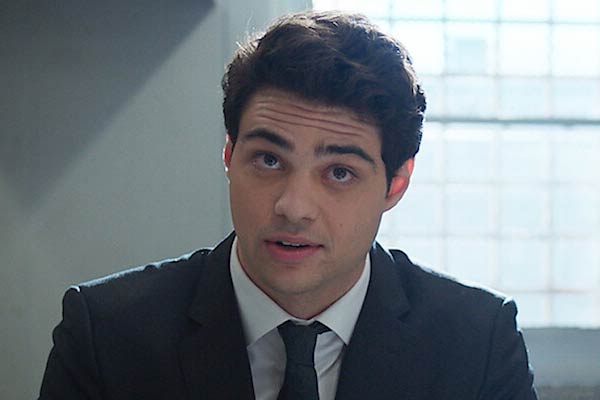 Owen Hendricks en The Recruit