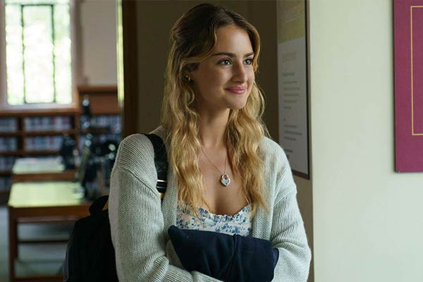 Lucy Albright in Tell Me Lies