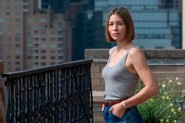 Chloe Taylor dans The Better Sister