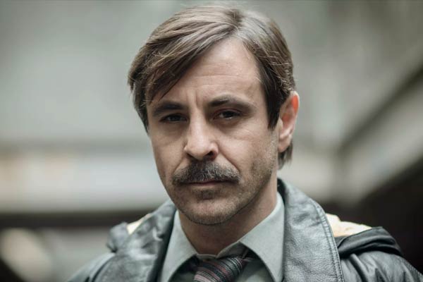 Tony Brightwell en The Gold