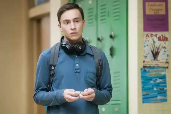 Sam Gardner em Atypical