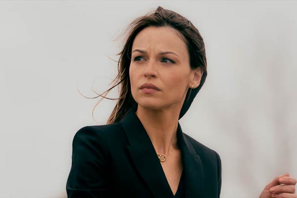 Rebecca Falcone em Landman