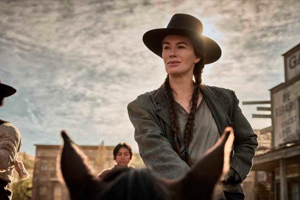 Fiona Nolan in The Abandons