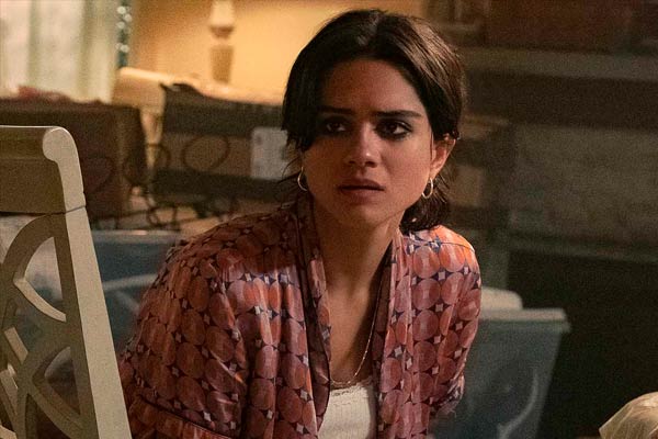 Desiree “Desi” Lopez Molina in The Rip
