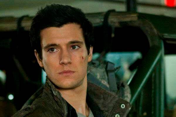Hal Mason in Falling Skies