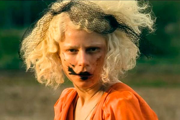Ida aus The Bride!
