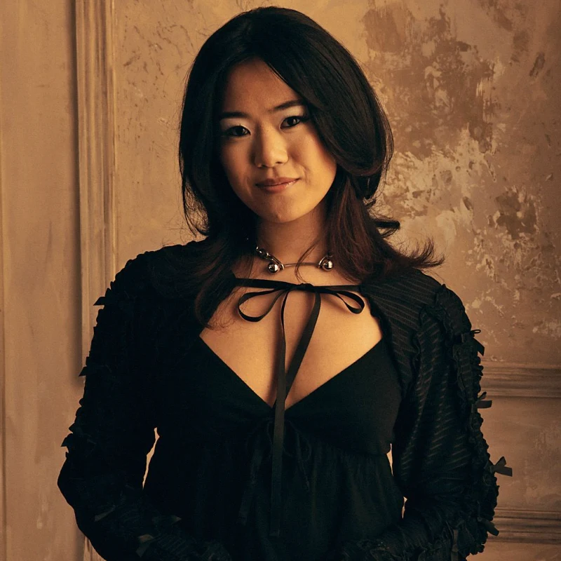 Aya Furukawa como Natsuki en El club de la medianoche