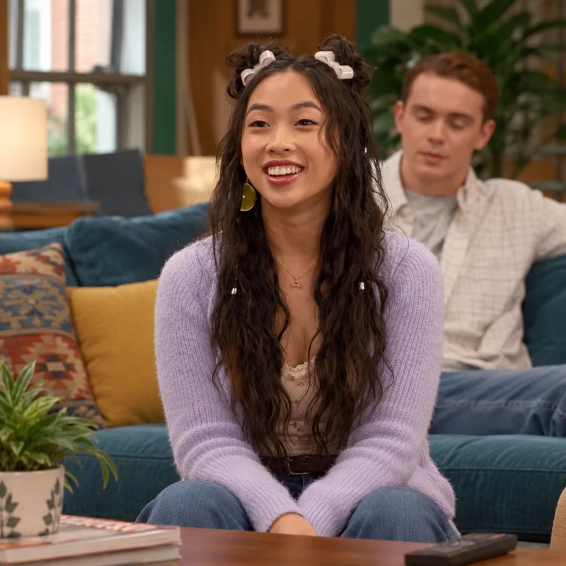 Emmy Liu-Wang as Pepper in Hollywood Arts