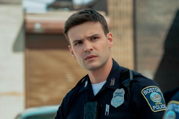 Sean Reagan dans Boston Blue