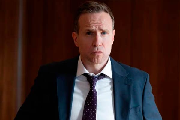 Stuart en Secret Service