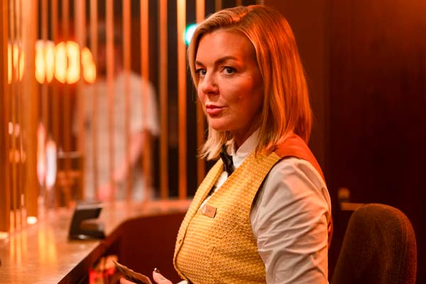 Leanne en The Cage