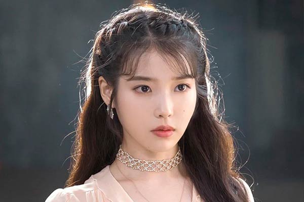 Jang Man Wol in Hotel del Luna